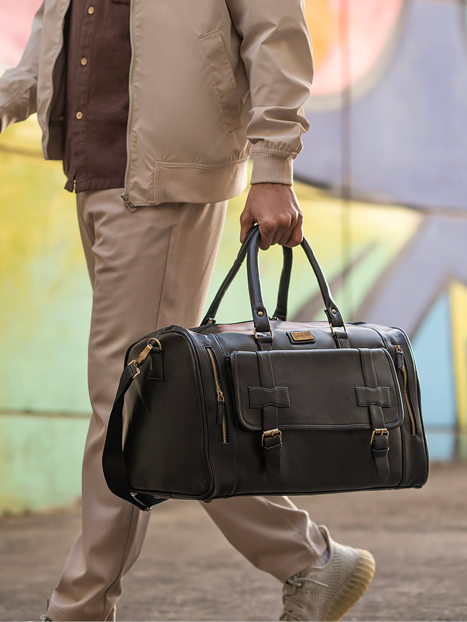 Fur Jaden Black Travel Duffle Bag With External Shoe Pocket – Fur